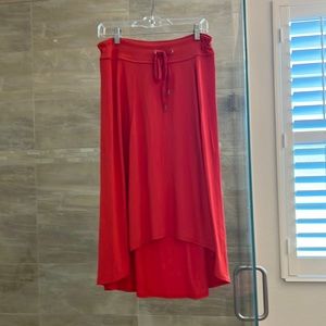 Athleta skirt high low.